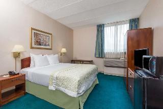 Days Inn Чикопи Экстерьер фото